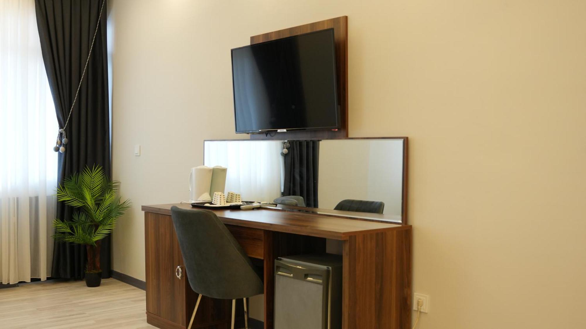 Grand Krone Hotel Cinarcik Luaran gambar